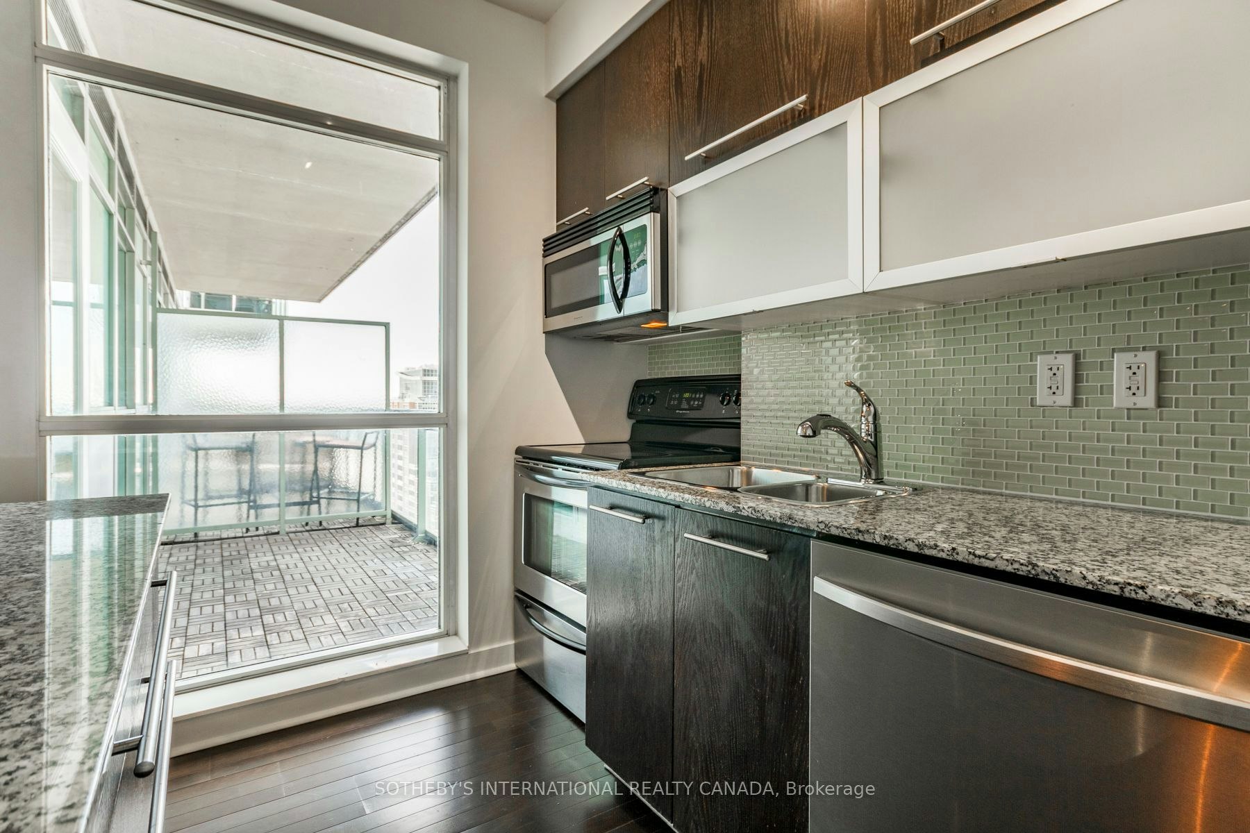 2402-80 Western Battery Road, Toronto, ON, M6K 3S1 - 18