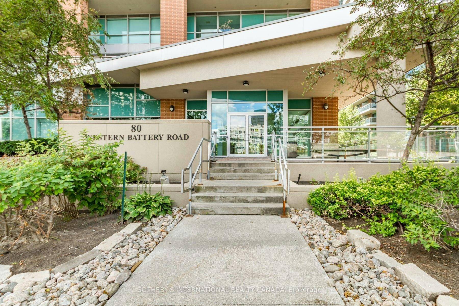 2402-80 Western Battery Road, Toronto, ON, M6K 3S1 - 4