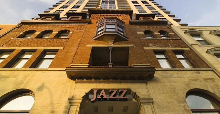 618-167 Church Street, Toronto, ON, M5B 1Y6