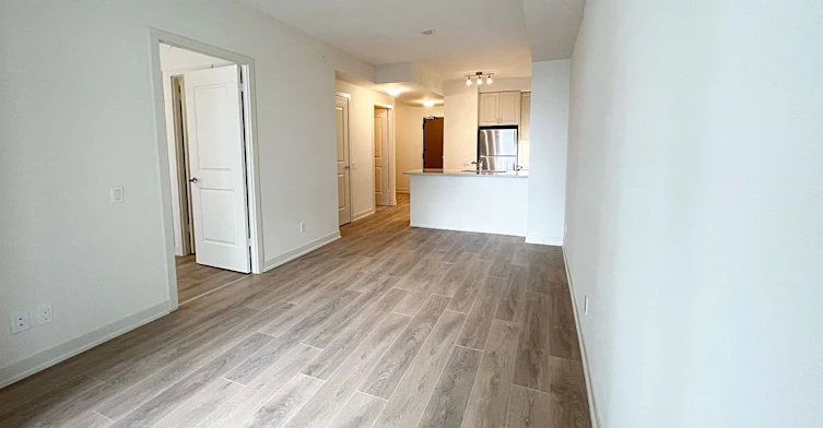 802-4955 Yonge Street, Toronto, ON, M2N 0L8 - 2