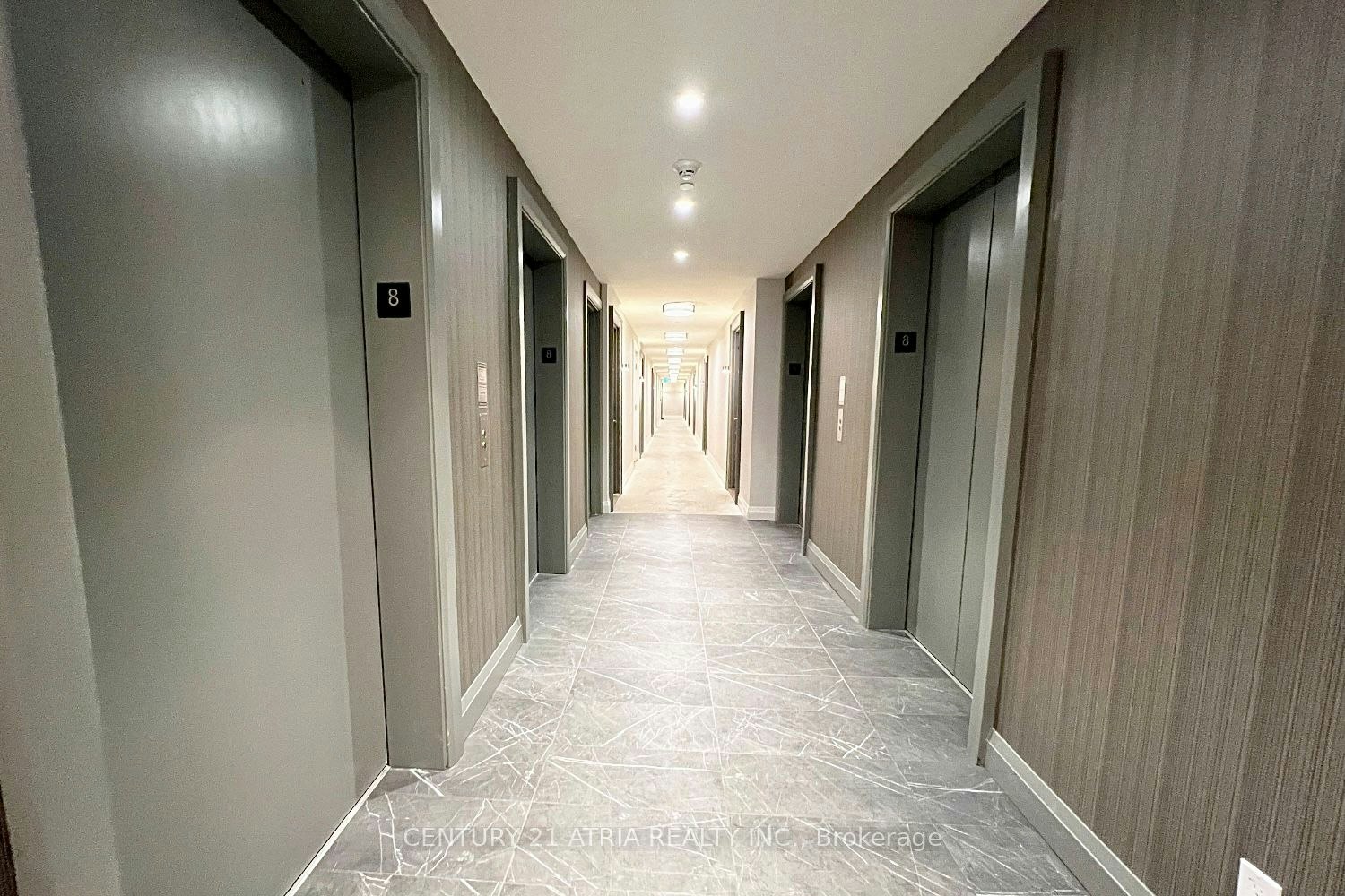 802-4955 Yonge Street, Toronto, ON, M2N 0L8 - 16
