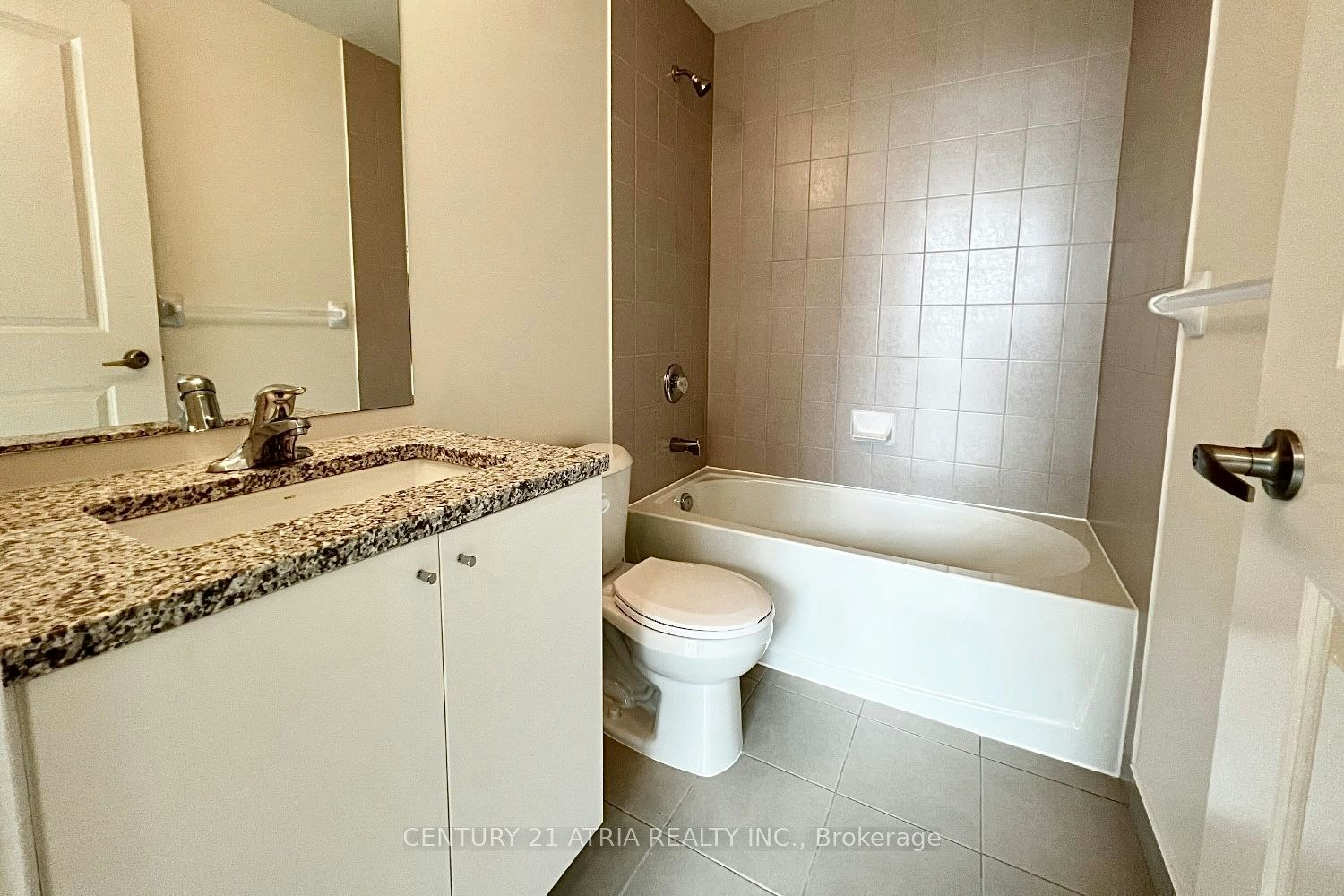 802-4955 Yonge Street, Toronto, ON, M2N 0L8 - 8