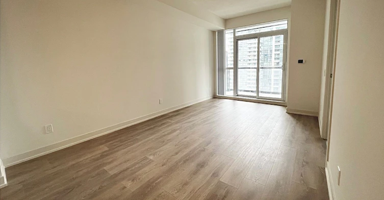 802-4955 Yonge Street, Toronto, ON, M2N 0L8 - 3