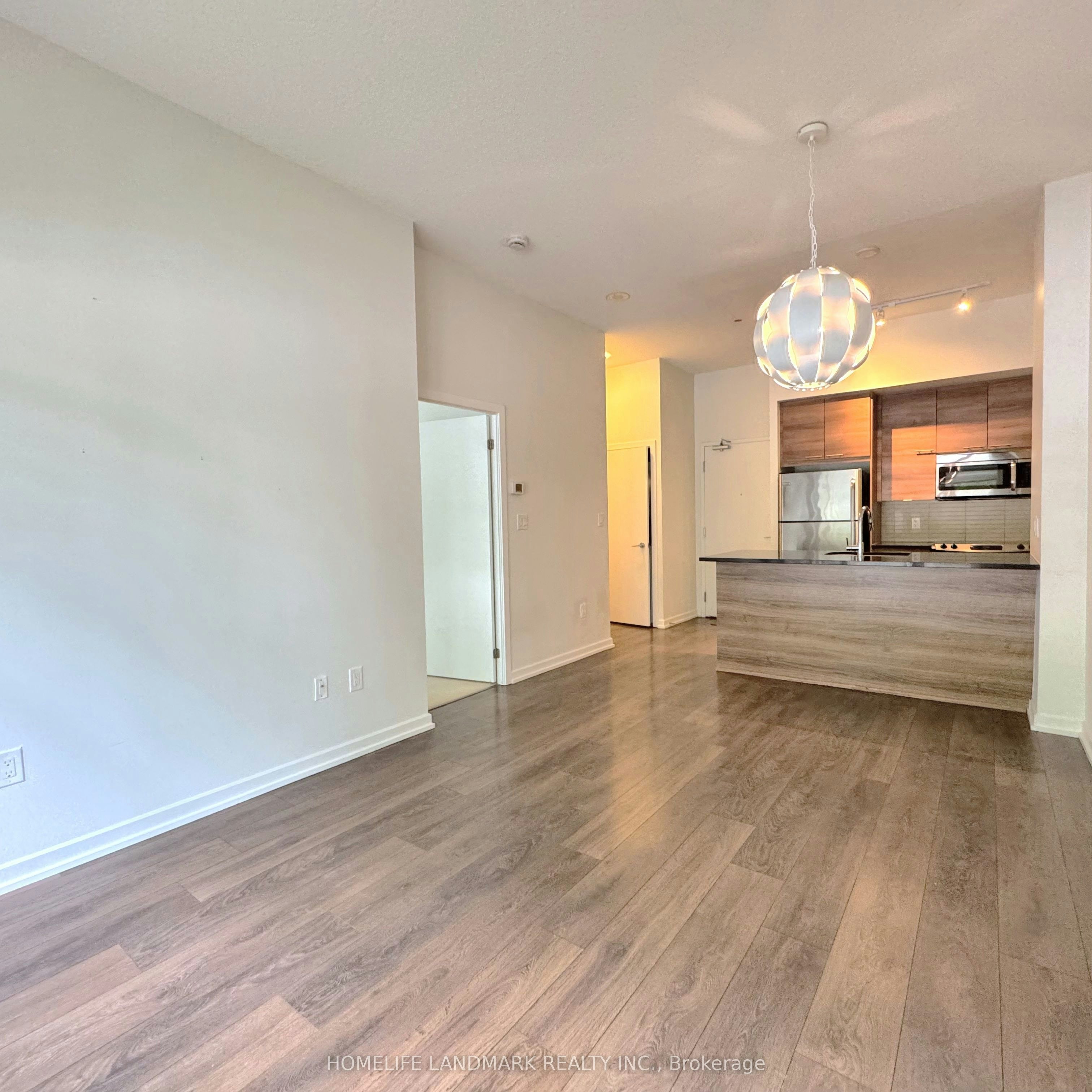 PS 011-66 Forest Manor Drive, Toronto, ON, M2J 0B7 - 2