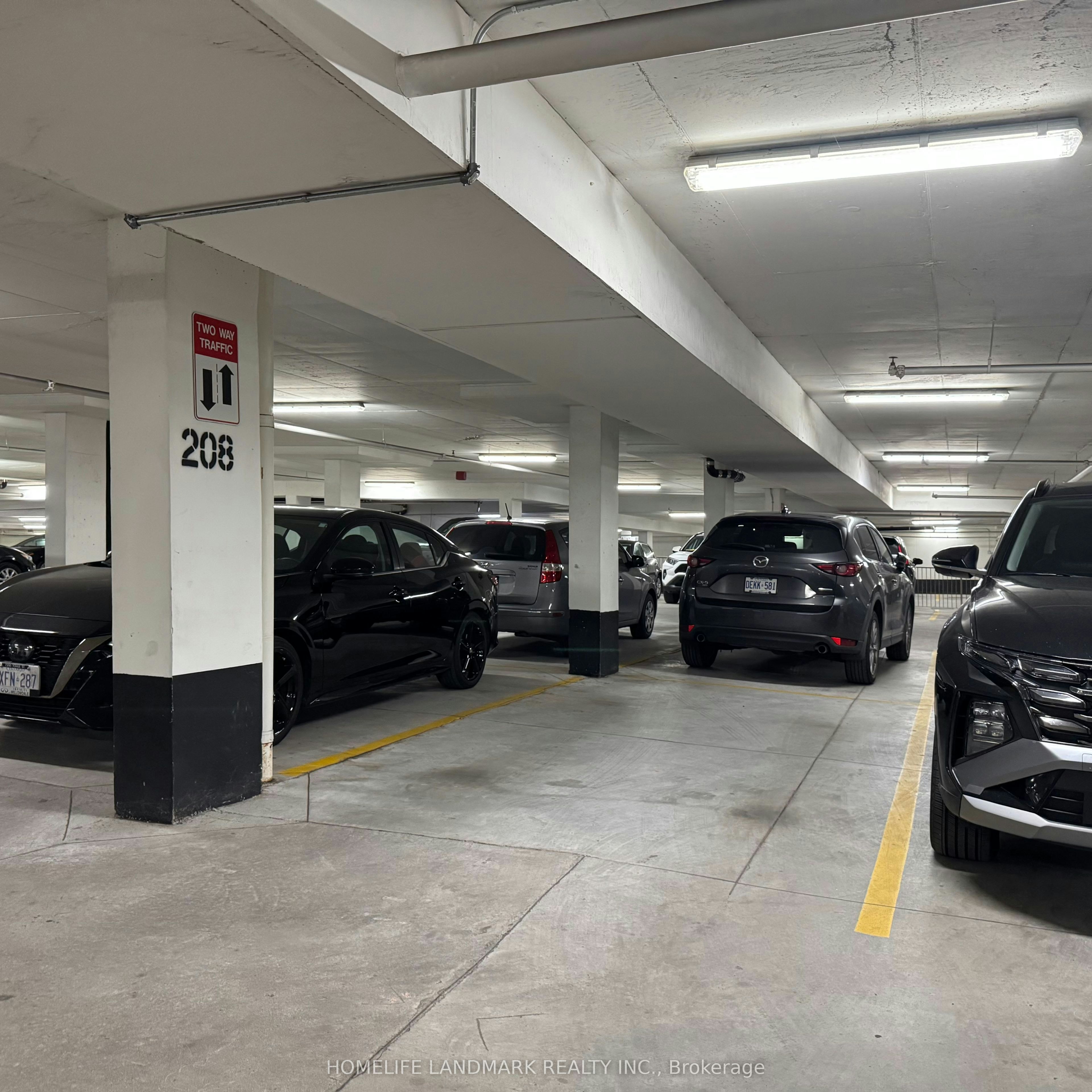 PS 011-66 Forest Manor Drive, Toronto, ON, M2J 0B7 - 13
