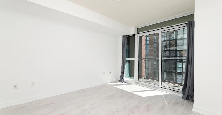 307-78 Tecumseth Street, Toronto, ON, M5V 0A9 - 9