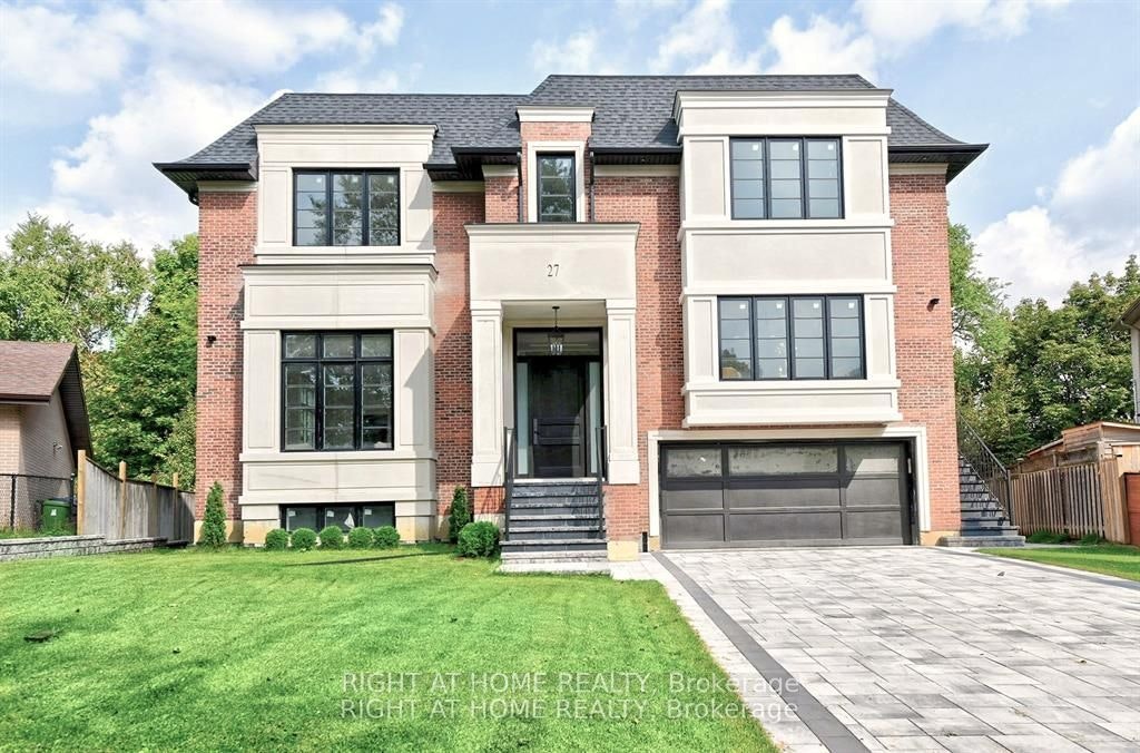 27 Hurlingham Crescent, Toronto, ON, M3B 2P9
