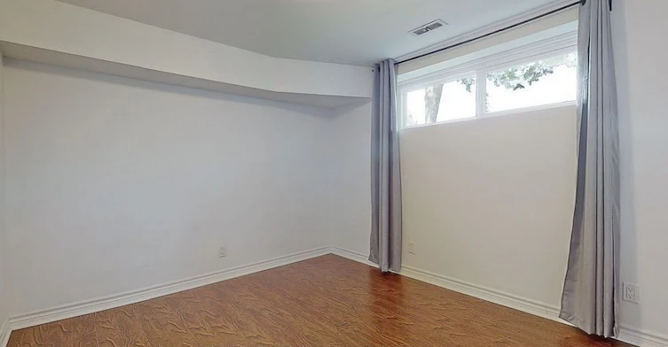 Lower-142 Combe Avenue, Toronto, ON, M3H 4K1 - 10