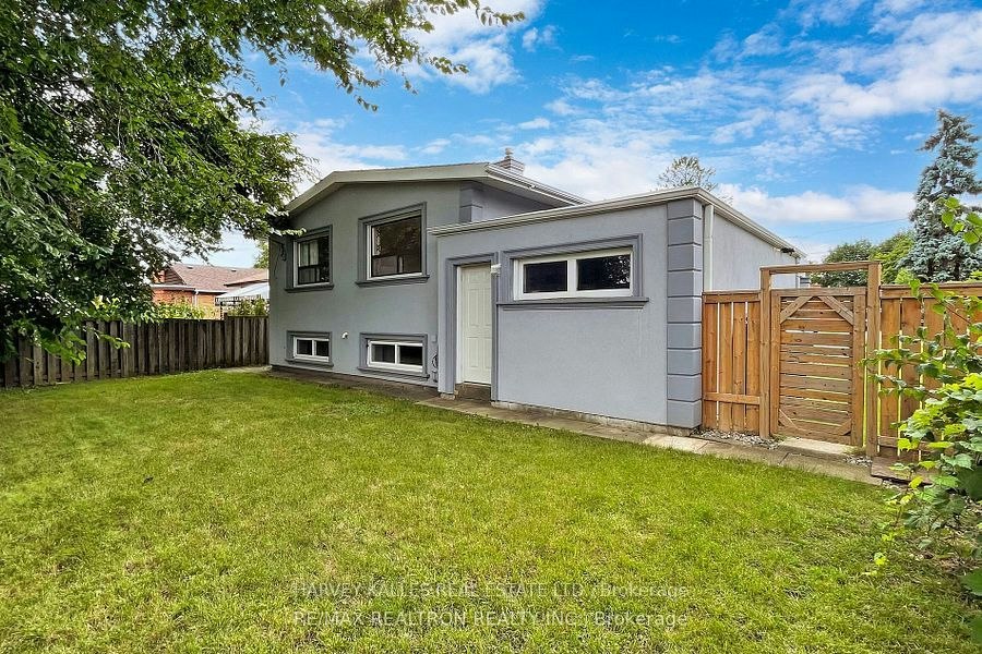 Lower-142 Combe Avenue, Toronto, ON, M3H 4K1 - 14