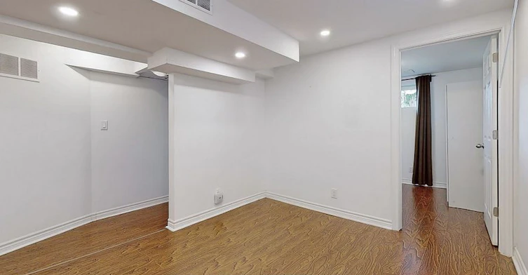 Lower-142 Combe Avenue, Toronto, ON, M3H 4K1 - 7