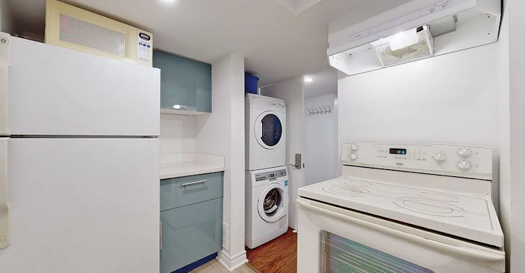 Lower-142 Combe Avenue, Toronto, ON, M3H 4K1 - 3