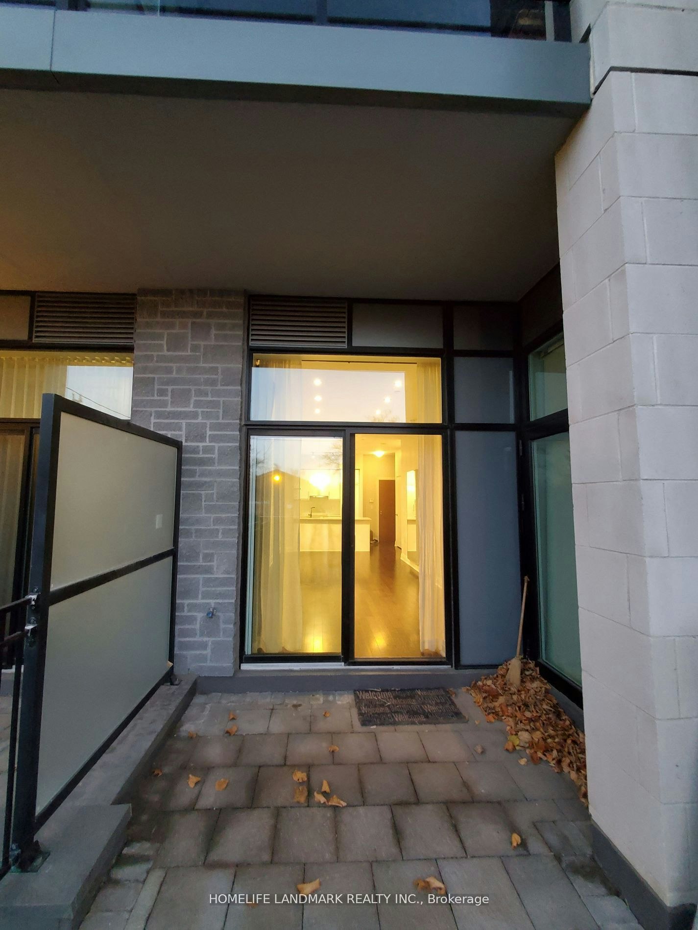 116-21 Clairtrell Road, Toronto, ON, M2N 0G8 - 3