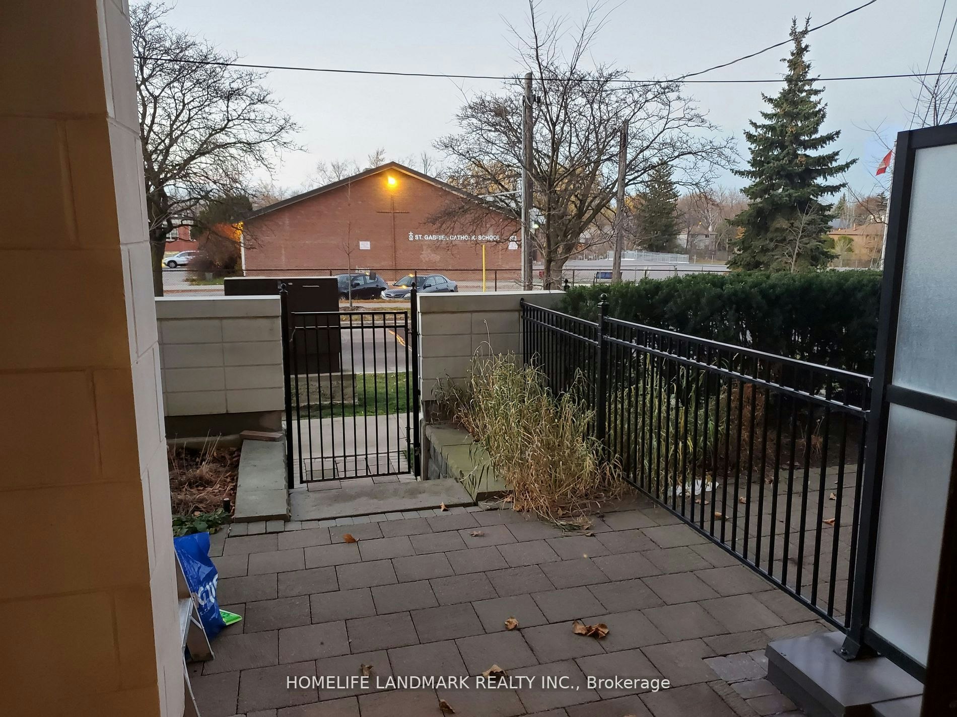 116-21 Clairtrell Road, Toronto, ON, M2N 0G8 - 2
