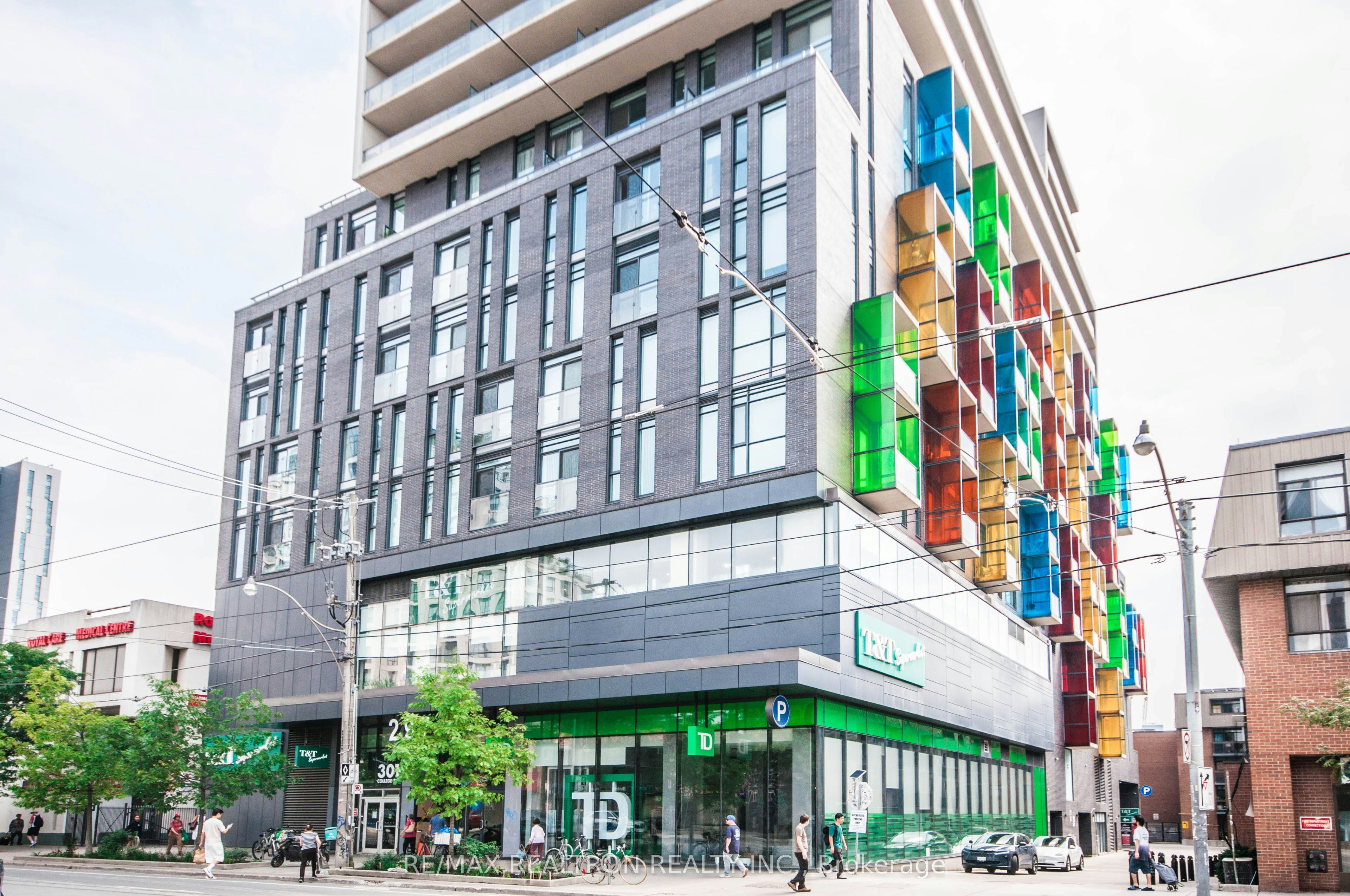 1211-297 College Street, Toronto, ON, M5T 1S2