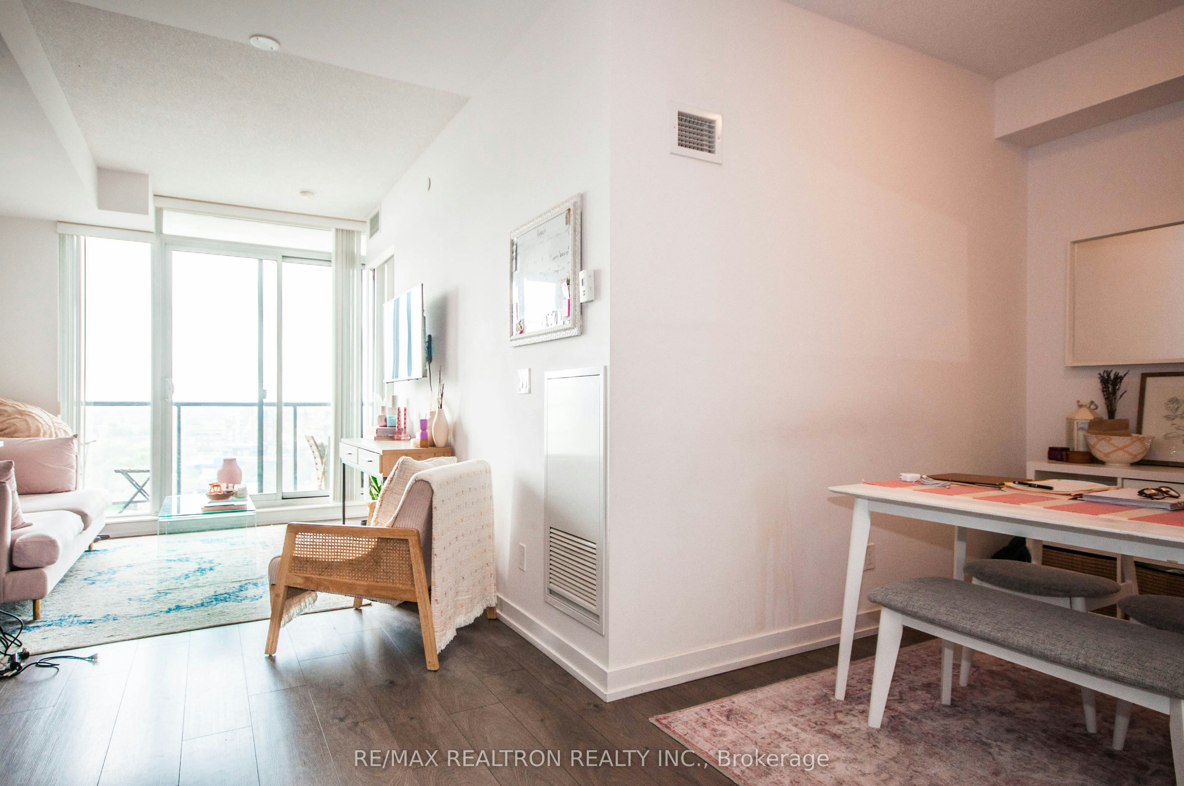 1211-297 College Street, Toronto, ON, M5T 1S2 - 16