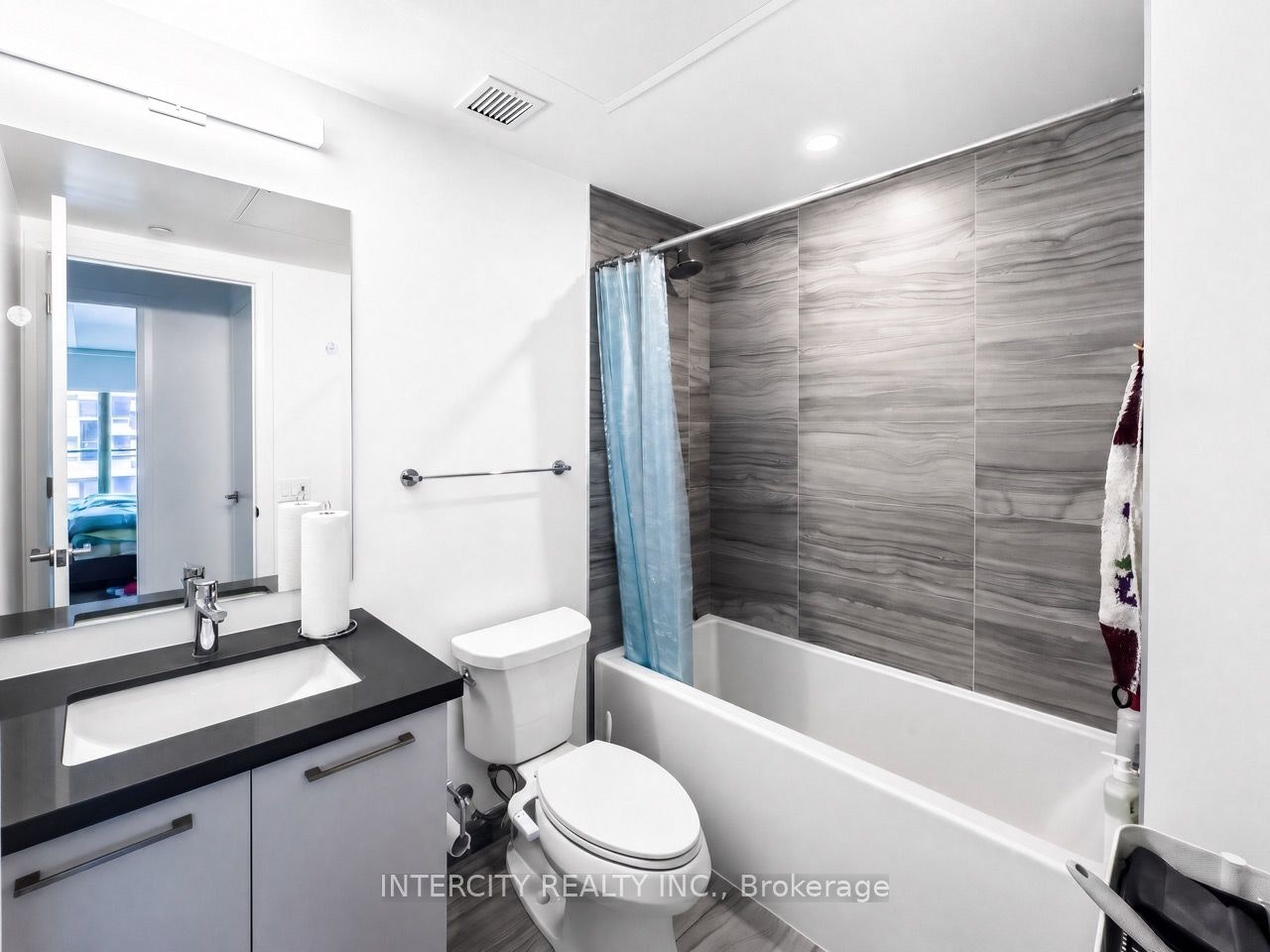 1307-33 Frederick Todd Way E, Toronto, ON, M4G 0C9 - 7
