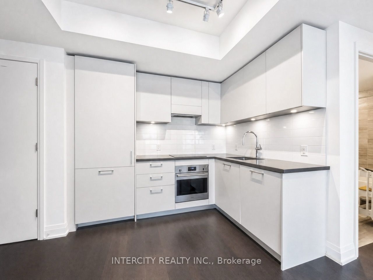 1307-33 Frederick Todd Way E, Toronto, ON, M4G 0C9 - 6