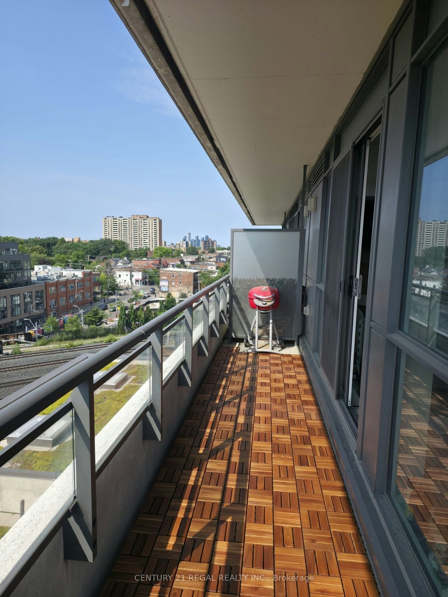705-20 Minowan Miikan Lane, Toronto, ON, M6J 1M4 - 10