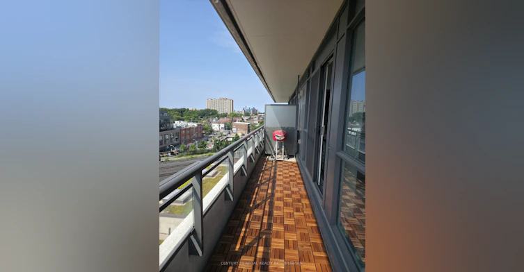 705-20 Minowan Miikan Lane, Toronto, ON, M6J 1M4 - 10