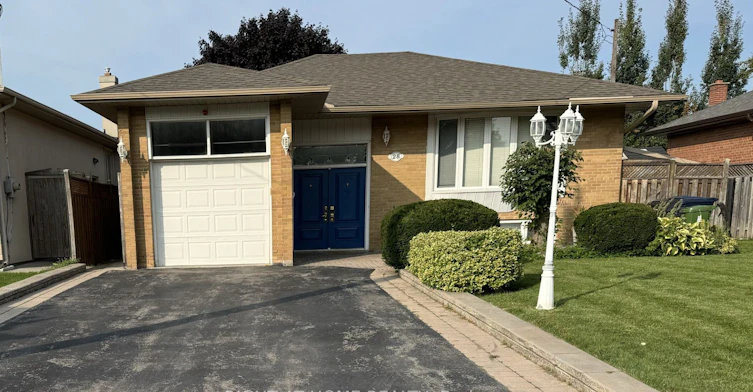 28 Gorman Park Road, Toronto, ON, M3H 3K4