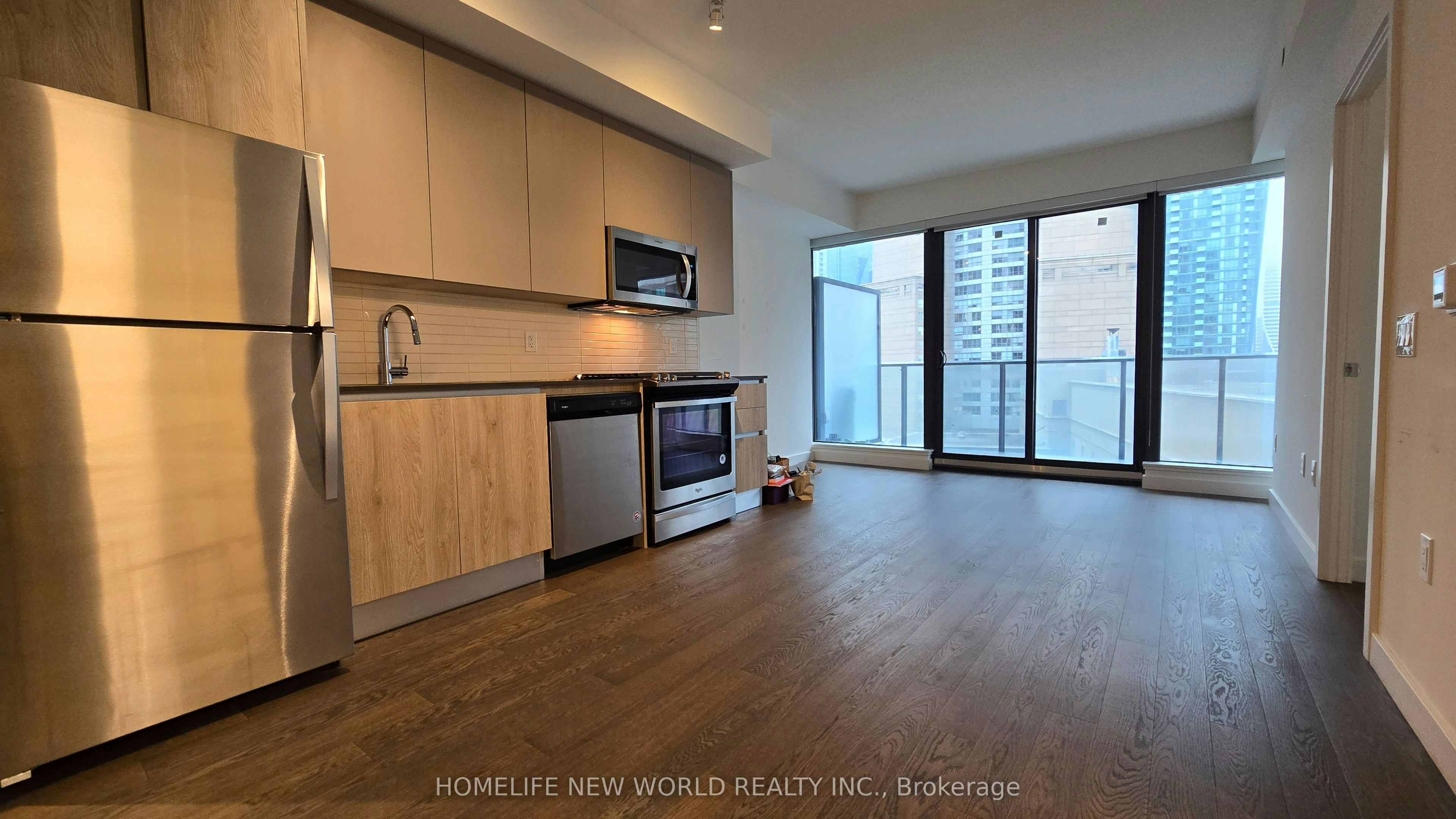 1006-2A Church Street, Toronto, ON, M5E 0E1