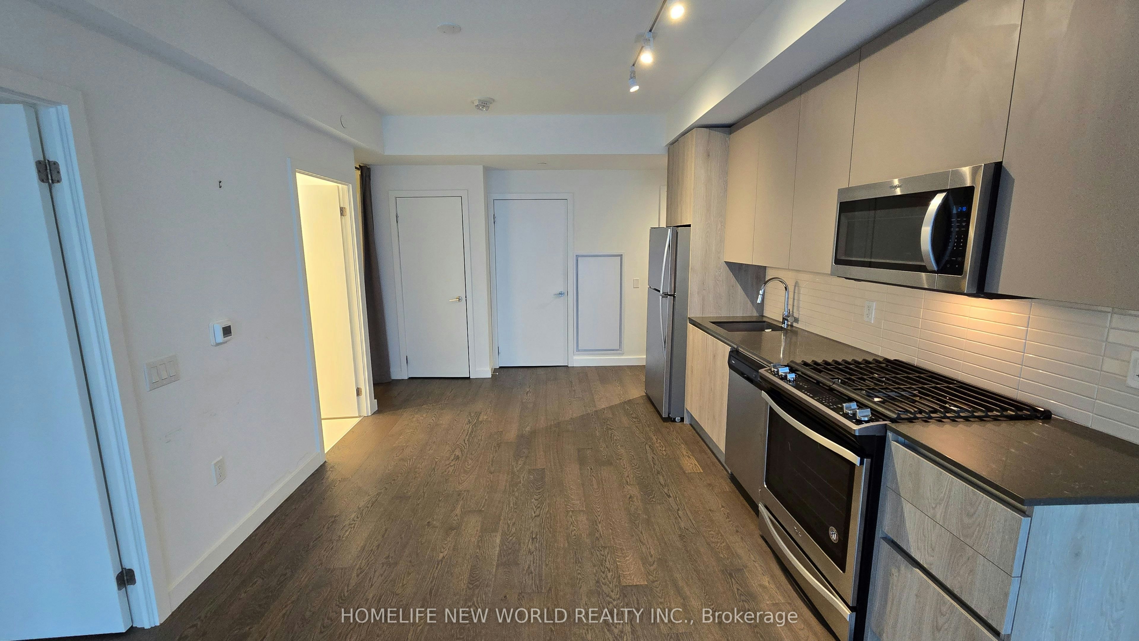 1006-2A Church Street, Toronto, ON, M5E 0E1 - 4
