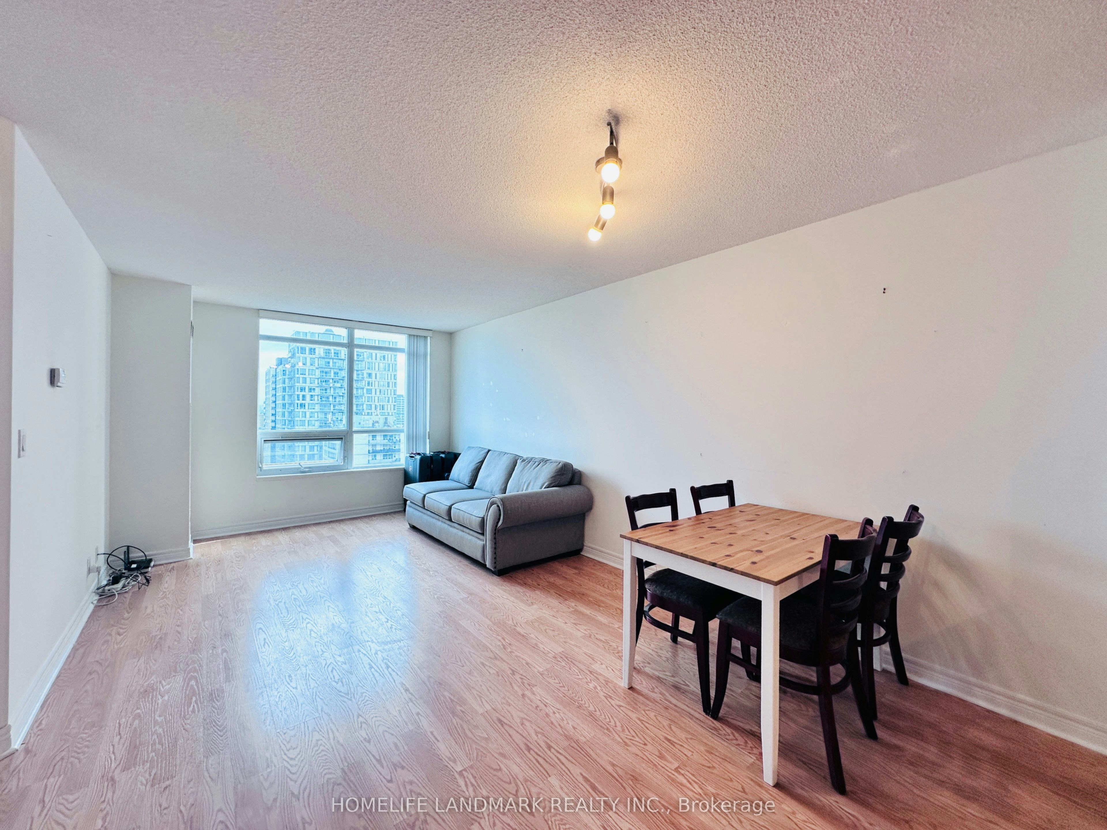 1802-212 Eglinton Avenue E, Toronto, ON, M4P 0A3 - 11