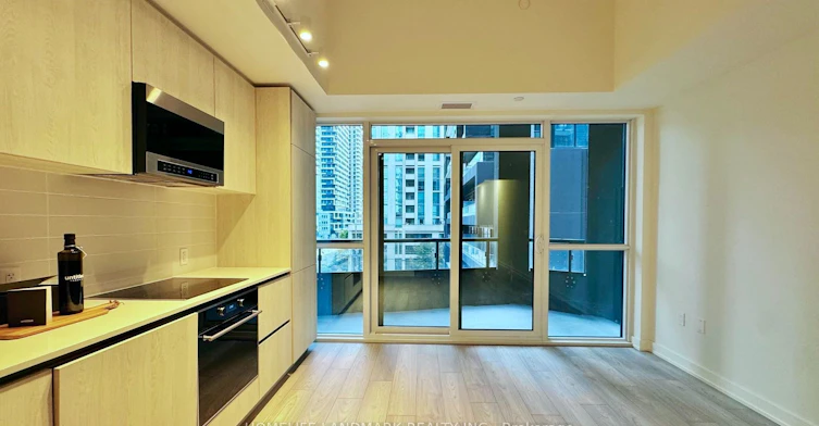 404 S-110 Broadway Avenue, Toronto, ON, M4P 1V7 - 16