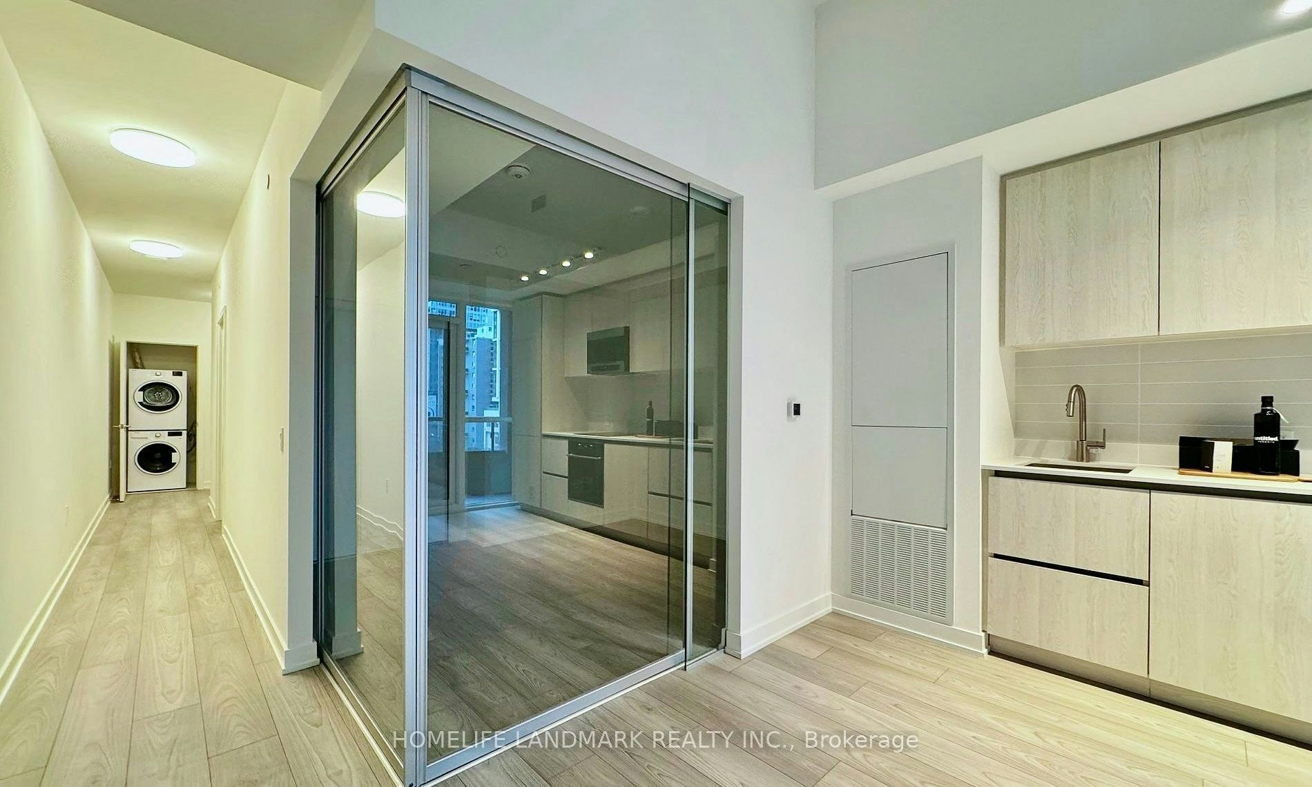 404 S-110 Broadway Avenue, Toronto, ON, M4P 1V7 - 21