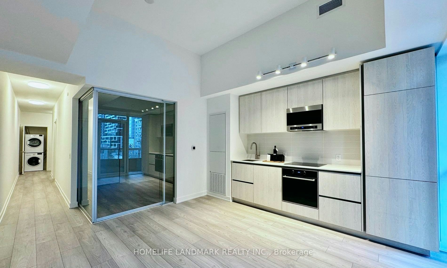 404 S-110 Broadway Avenue, Toronto, ON, M4P 1V7 - 20
