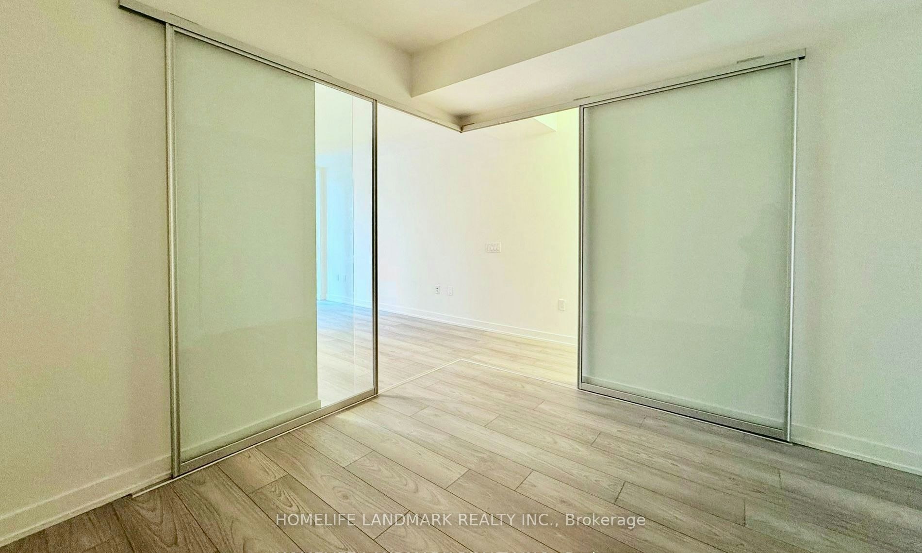 404 S-110 Broadway Avenue, Toronto, ON, M4P 1V7 - 22