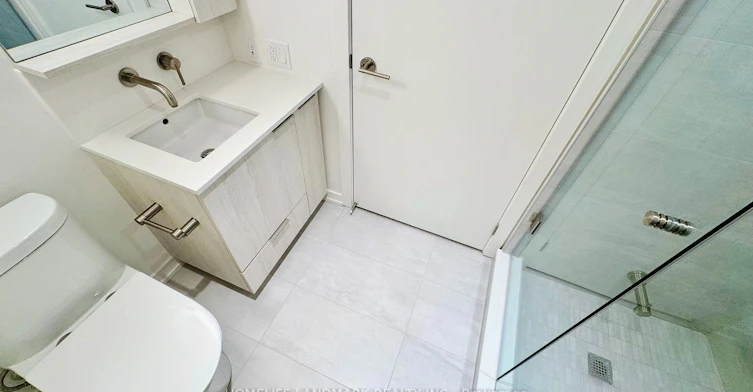 404 S-110 Broadway Avenue, Toronto, ON, M4P 1V7 - 26