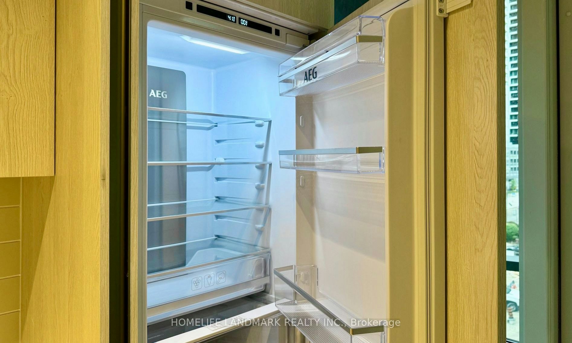 404 S-110 Broadway Avenue, Toronto, ON, M4P 1V7 - 19