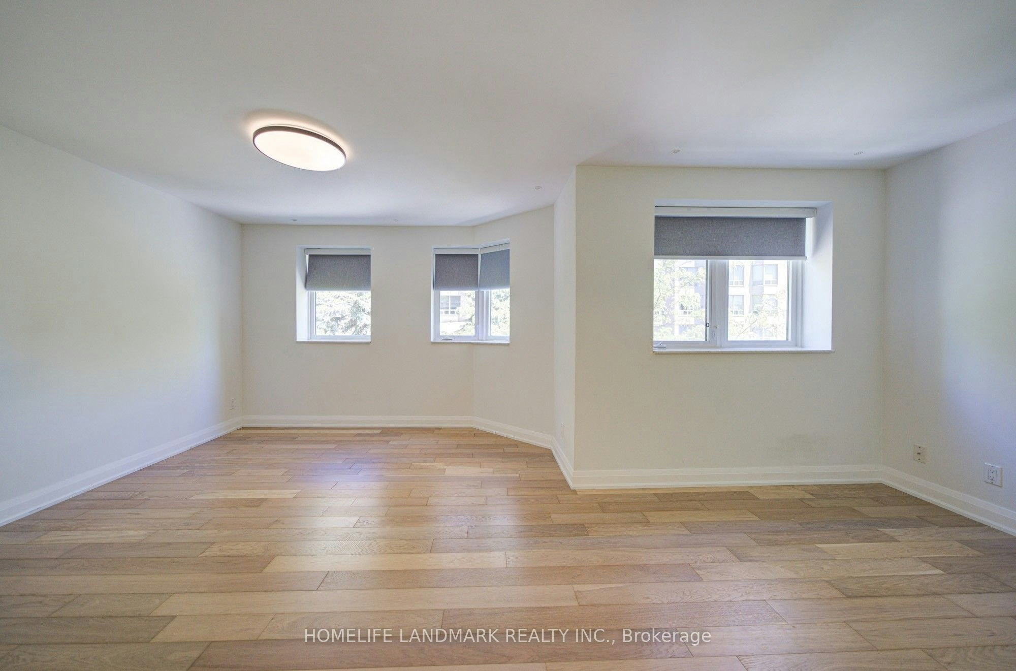 106-5418 Yonge Street, Toronto, ON, M2N 6X4 - 22