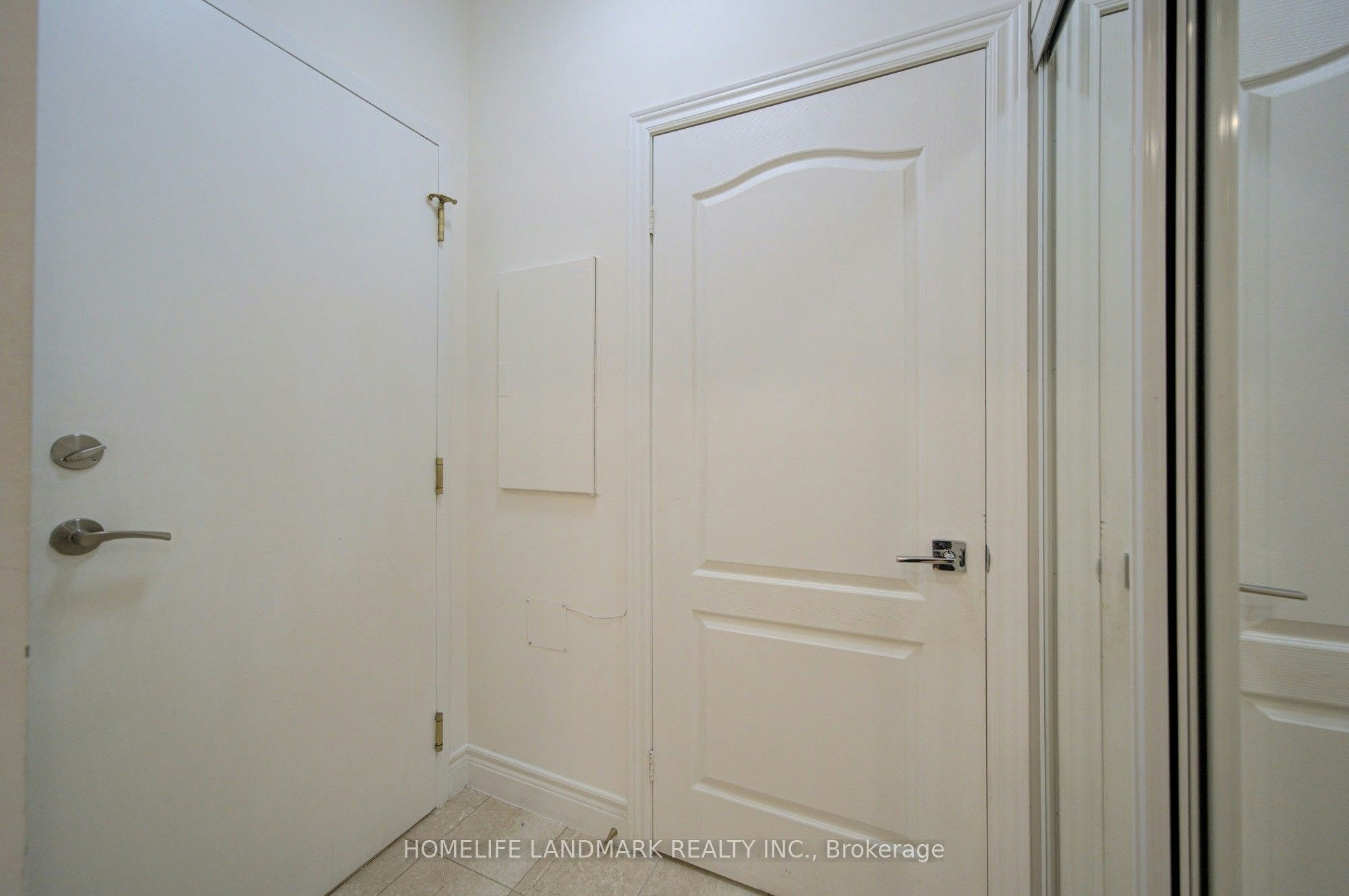 106-5418 Yonge Street, Toronto, ON, M2N 6X4 - 16