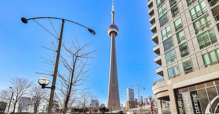 305-19 Grand Trunk Crescent, Toronto, ON, M5J 3A3