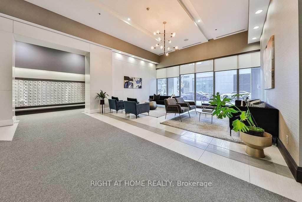 305-19 Grand Trunk Crescent, Toronto, ON, M5J 3A3 - 17