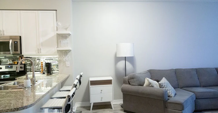 305-19 Grand Trunk Crescent, Toronto, ON, M5J 3A3 - 5