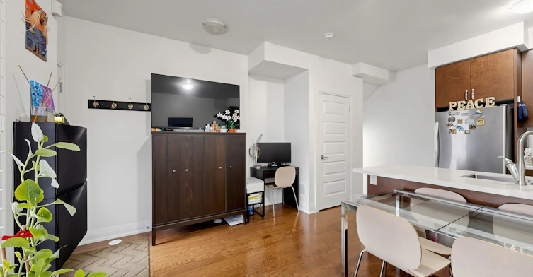 41-19 Eldora Avenue, Toronto, ON, M2M 0B5 - 12