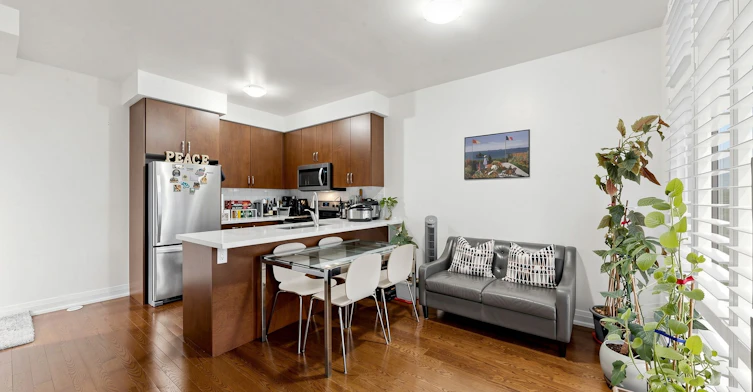 41-19 Eldora Avenue, Toronto, ON, M2M 0B5 - 9