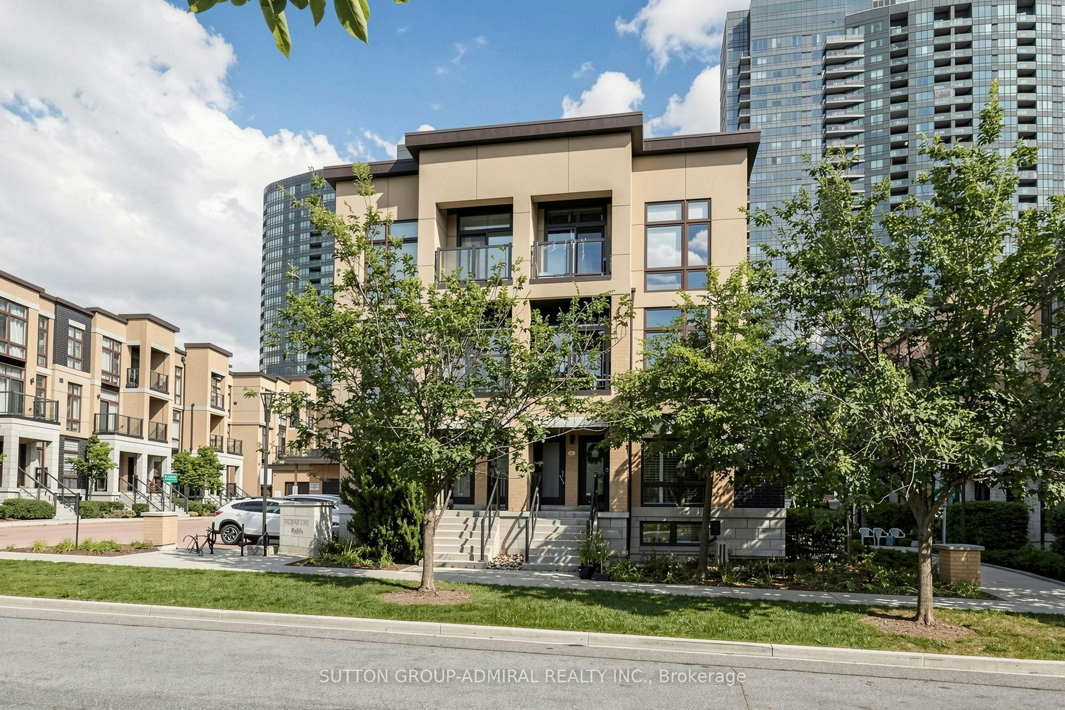41-19 Eldora Avenue, Toronto, ON, M2M 0B5 - 5