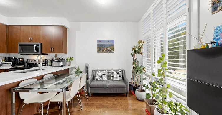 41-19 Eldora Avenue, Toronto, ON, M2M 0B5 - 10