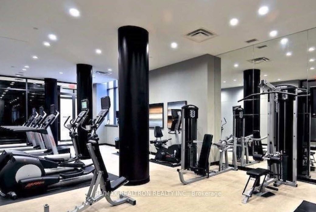 1402-770 Bay Street, Toronto, ON, M5G 1N6 - 15