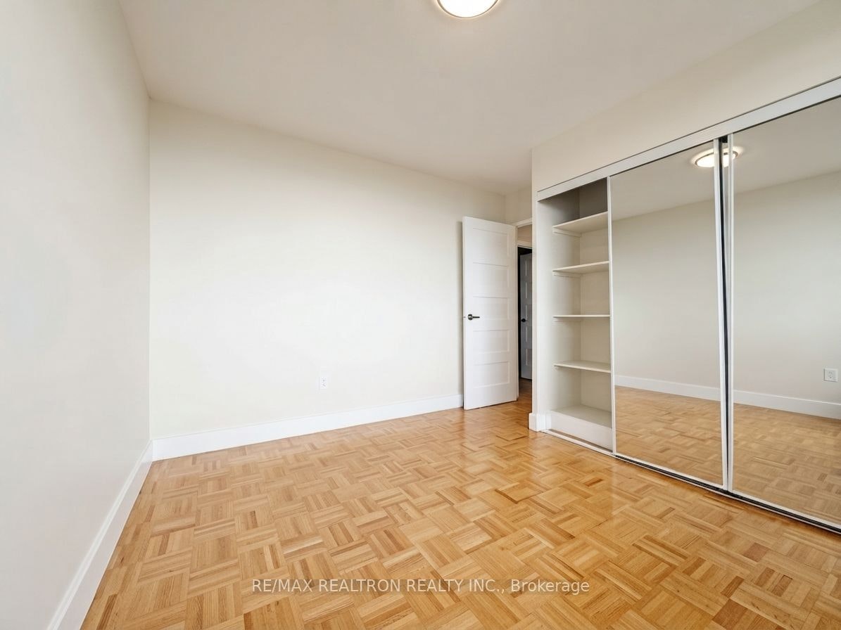 615-666 Spadina Avenue, Toronto, ON, M5S 2H8 - 7