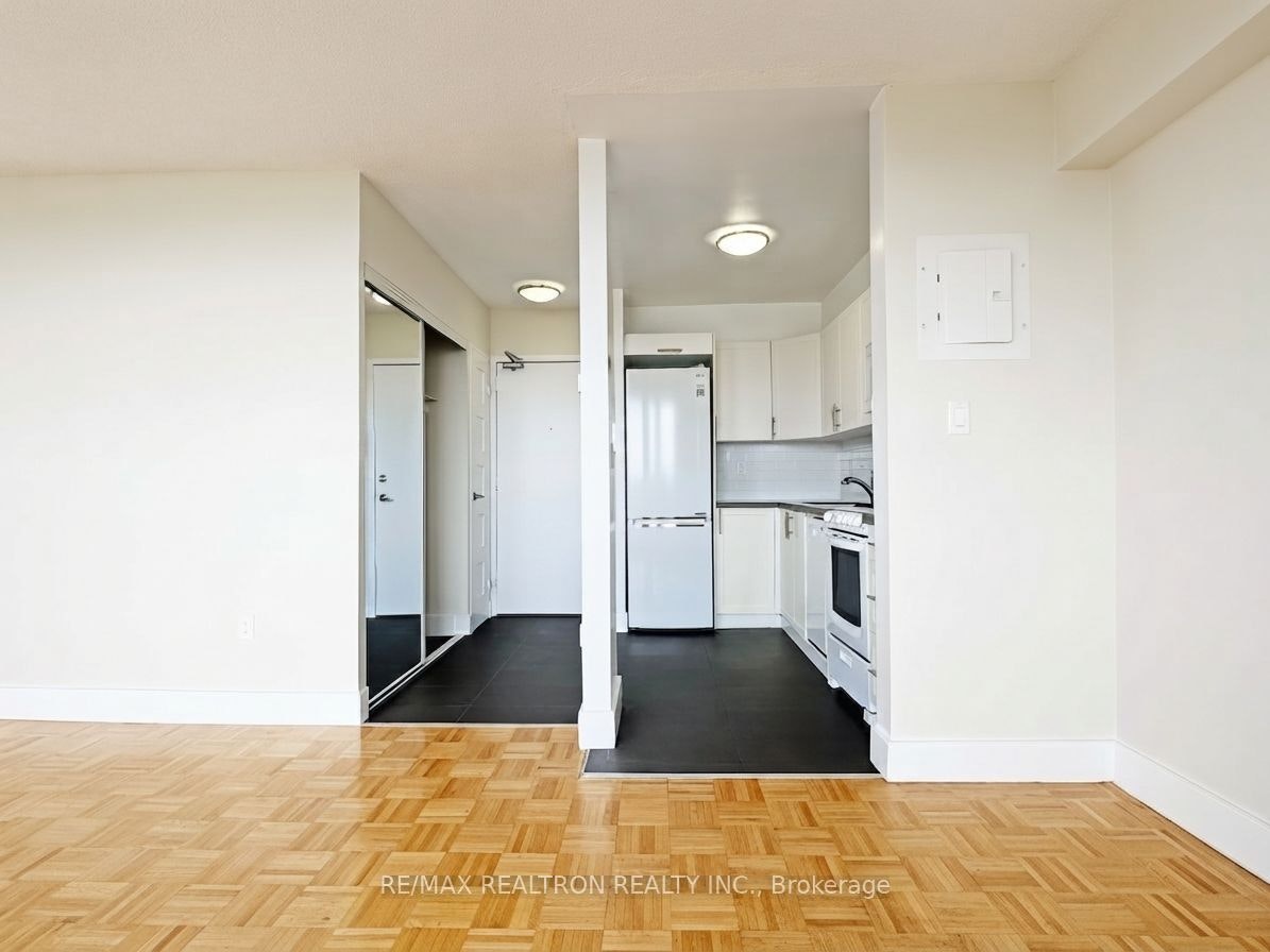 615-666 Spadina Avenue, Toronto, ON, M5S 2H8 - 4