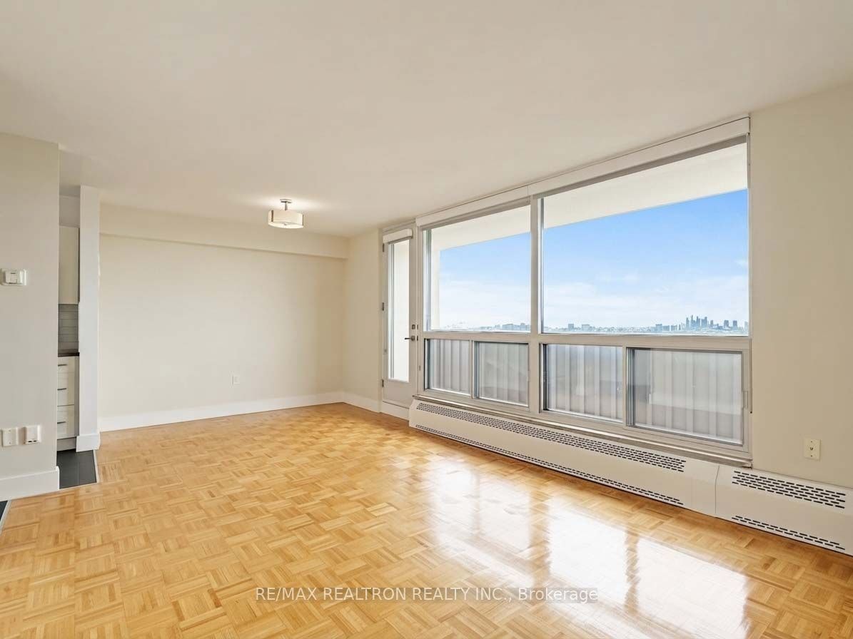 615-666 Spadina Avenue, Toronto, ON, M5S 2H8 - 2