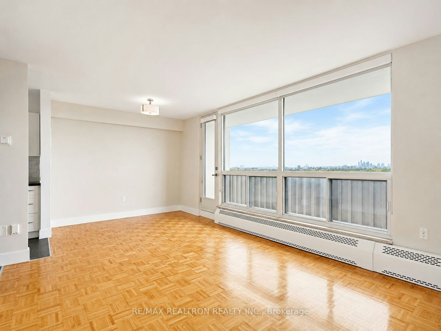 615-666 Spadina Avenue, Toronto, ON, M5S 2H8