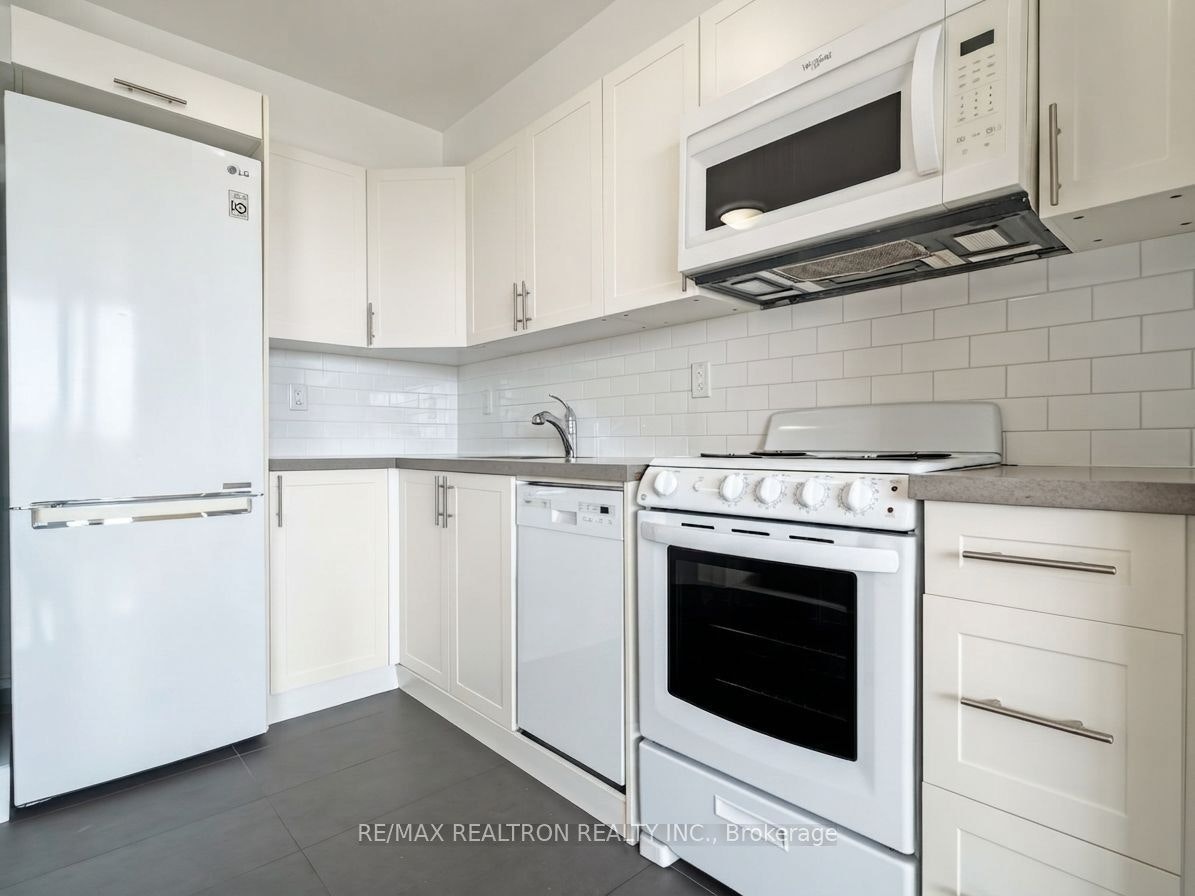 615-666 Spadina Avenue, Toronto, ON, M5S 2H8 - 5