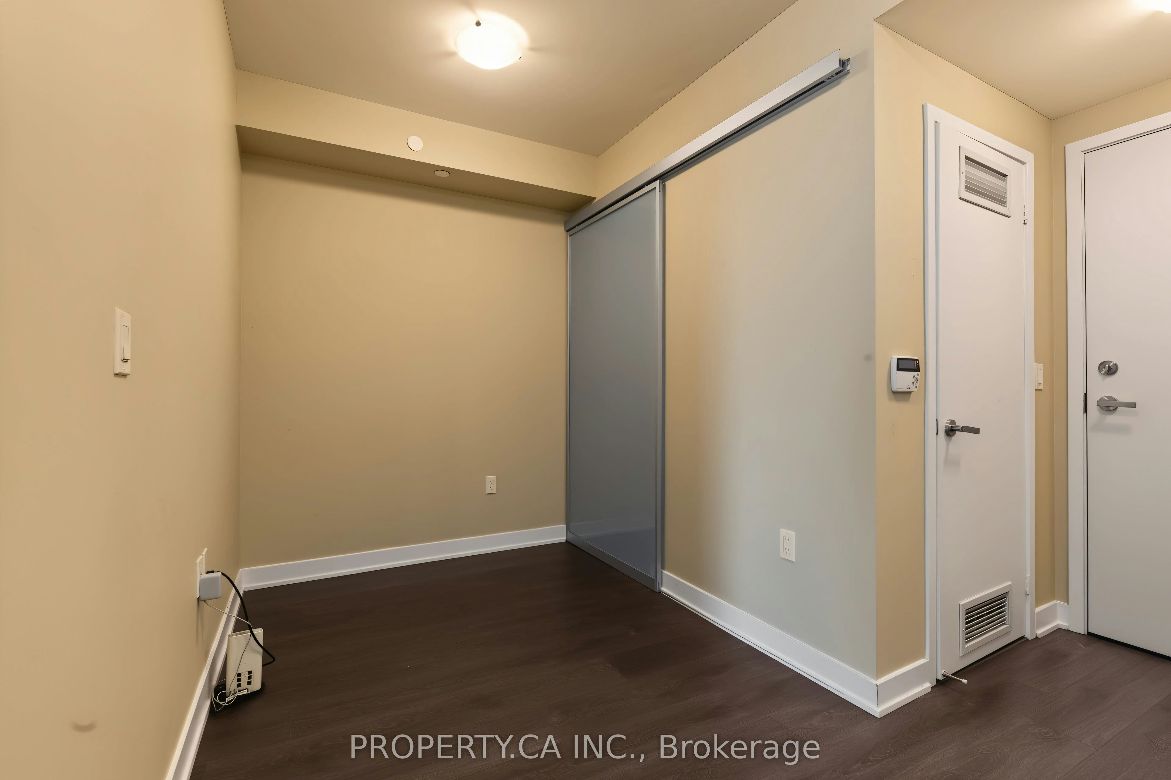 3011-99 Broadway Avenue, Toronto, ON, M4P 0E3 - 14