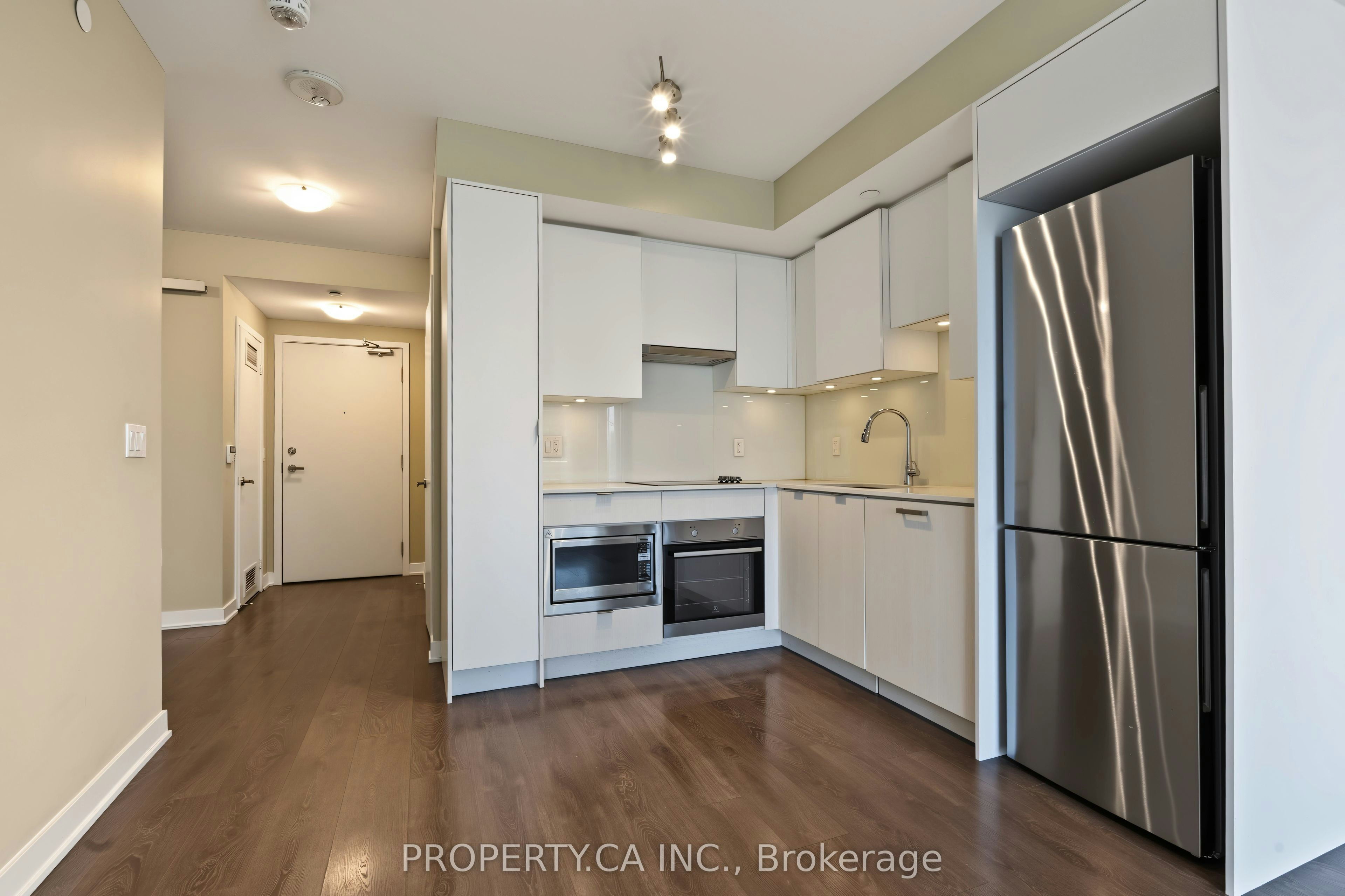 3011-99 Broadway Avenue, Toronto, ON, M4P 0E3 - 9